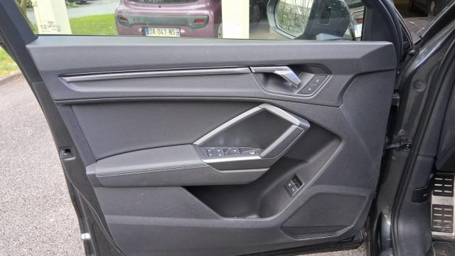Audi Q3 image 1