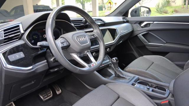 Audi Q3 image 9