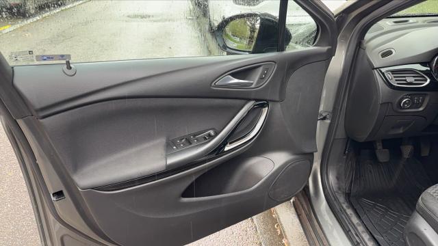 Opel Astra image 3