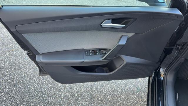 Seat Leon image 5