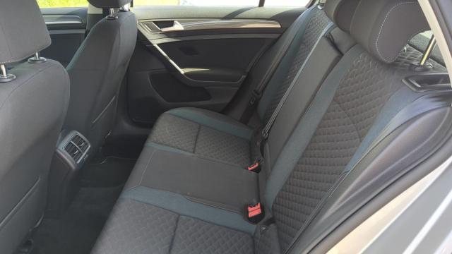 Volkswagen Golf image 2