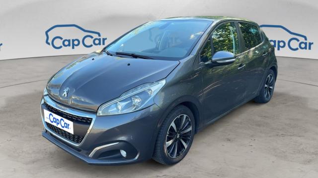Peugeot 208 I 1.2 Puretech 82 Signature