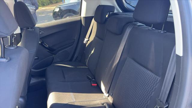 Peugeot 208 image 3