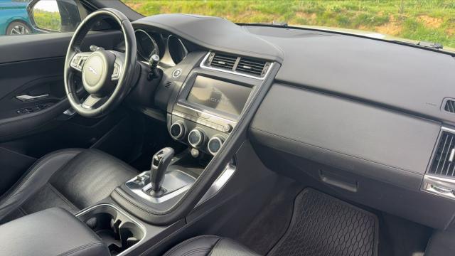 Jaguar E-Pace image 3