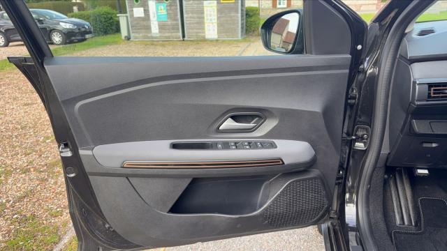 Dacia Jogger image 9