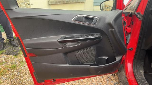 Ford B-Max image 6