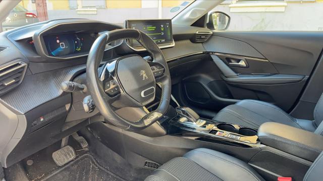 Peugeot E-208 image 7