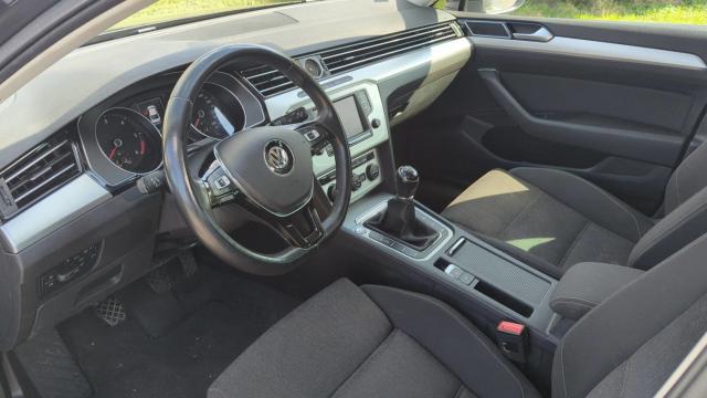 Volkswagen Passat image 7