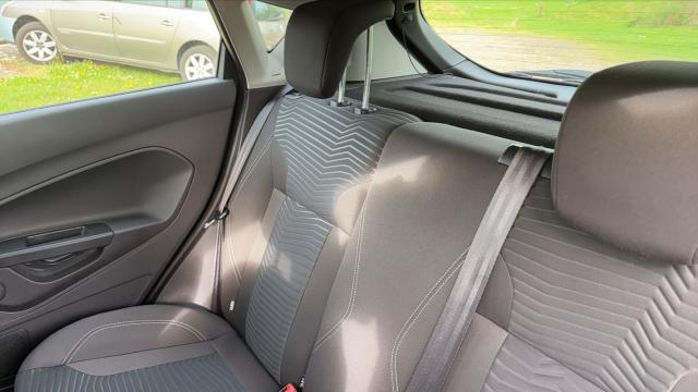 Ford Fiesta image 6