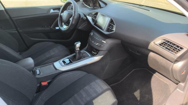 Peugeot 308 image 4