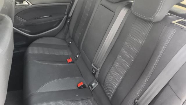 Peugeot 308 image 3