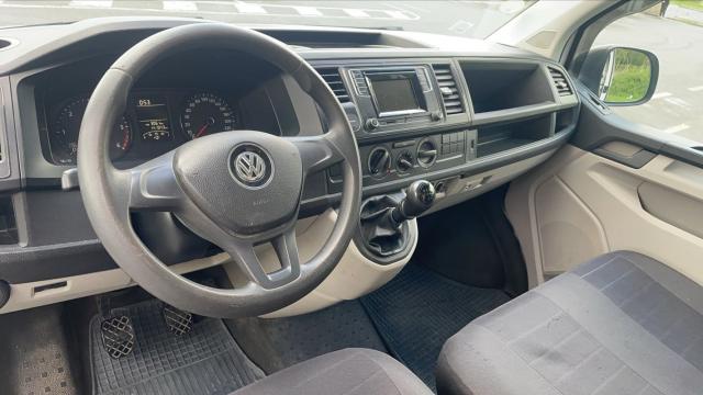 Volkswagen Transporter image 1