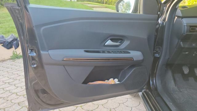 Dacia Sandero image 7