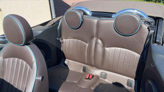 Mini Cabrio image 8