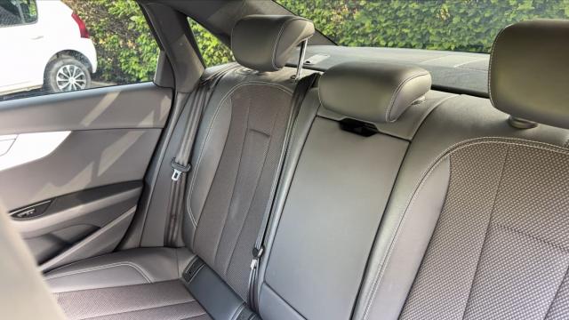 Audi A4 image 7