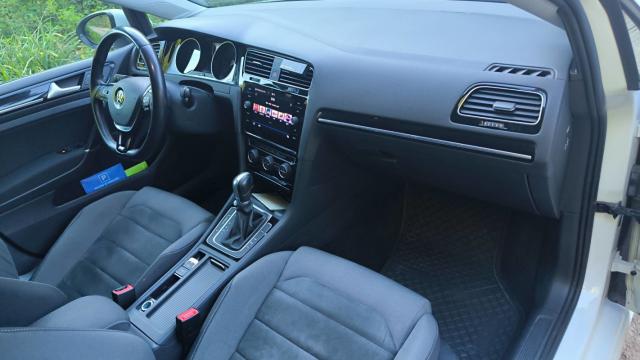 Volkswagen Golf image 4