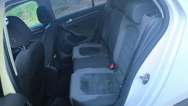 Volkswagen Golf image 8