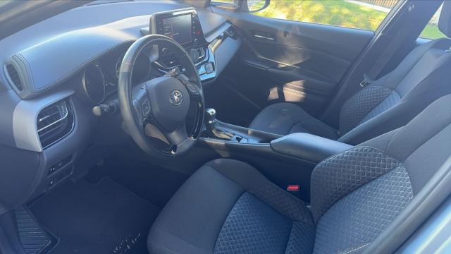 Toyota C-Hr image 3