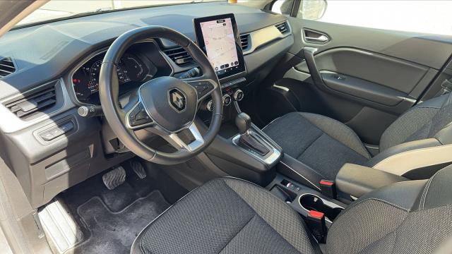 Renault Captur image 1
