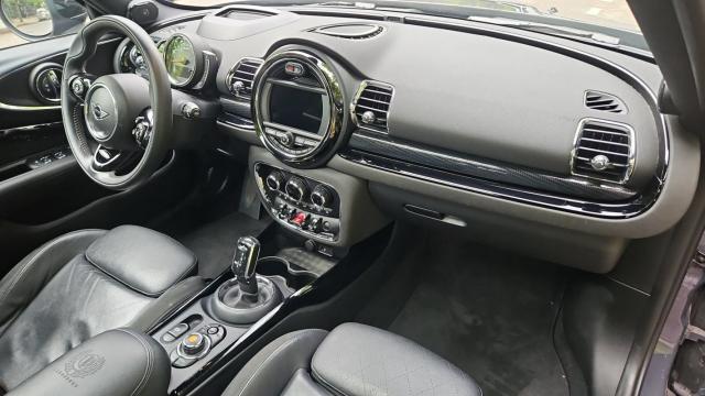 Mini Clubman image 3