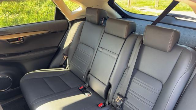Lexus Nx 300h image 5