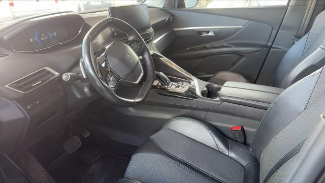 Peugeot 3008 image 3