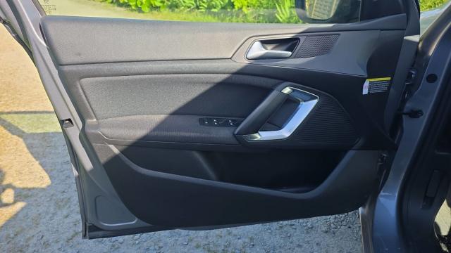 Peugeot 308 image 7