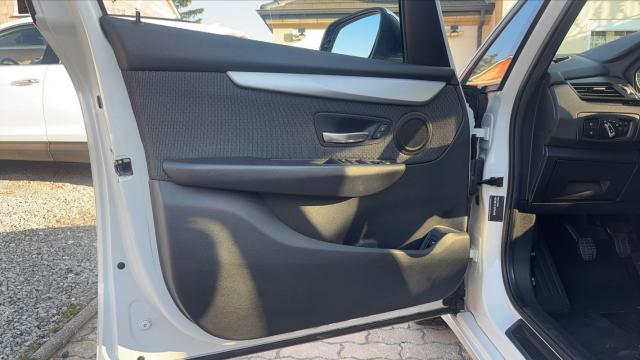 Bmw Serie 2 Active Tourer image 3