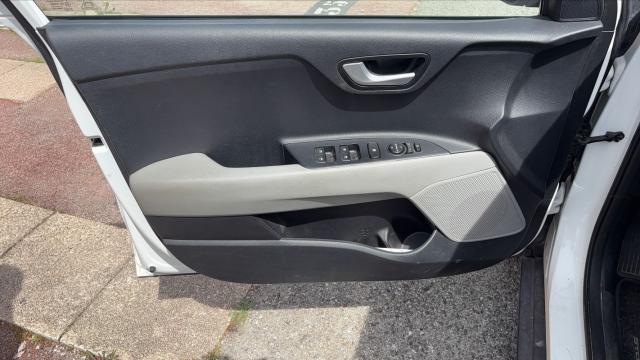 Kia Stonic image 6
