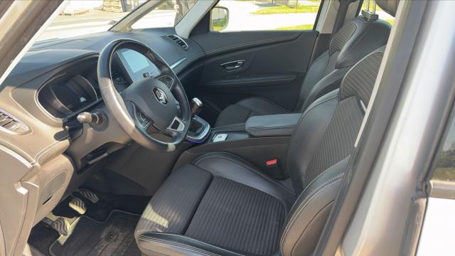 Renault Scénic image 9