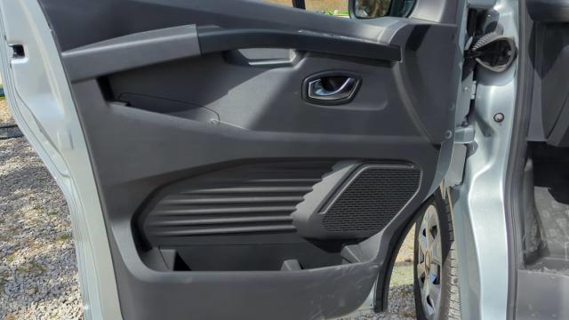 Renault Trafic image 6