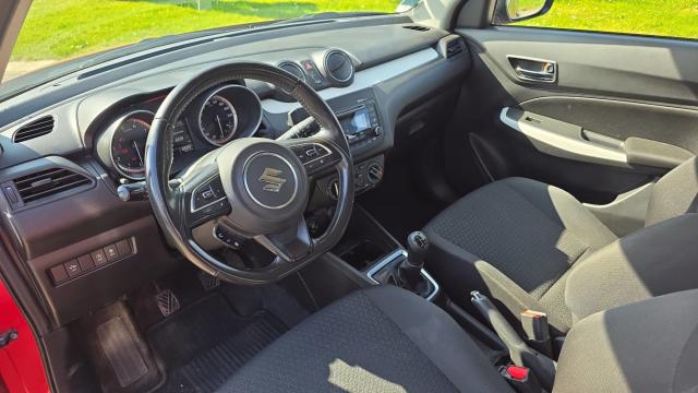 Suzuki Swift image 5