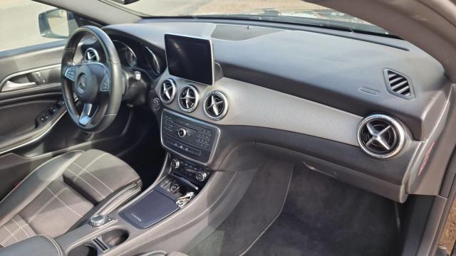 Mercedes Benz Classe Cla image 8
