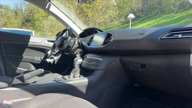 Peugeot 308 image 5