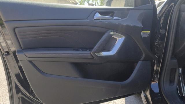 Peugeot 308 image 8