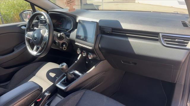 Renault Clio image 9