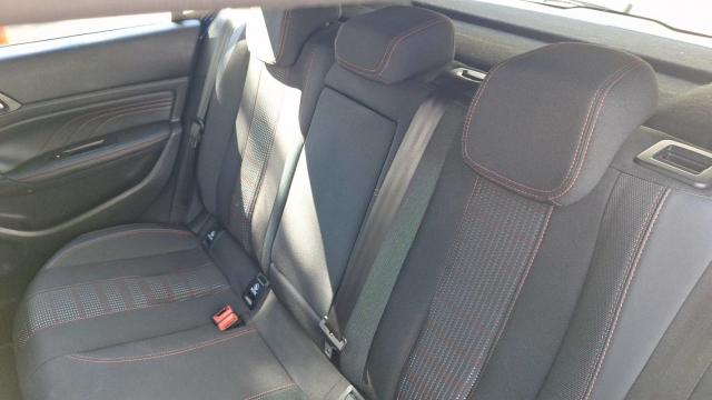 Peugeot 308 image 8