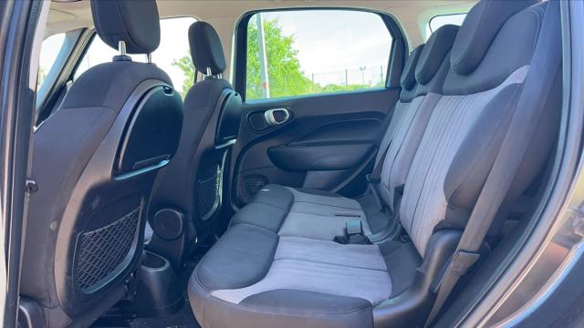 Fiat 500l image 9
