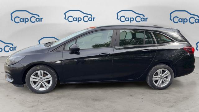 Opel Astra Sports Tourer image 5
