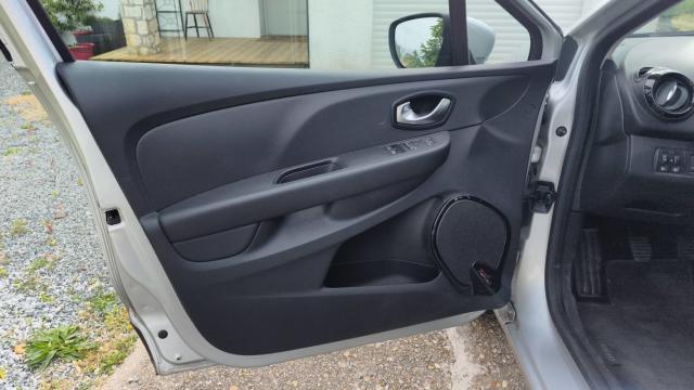 Renault Clio image 6