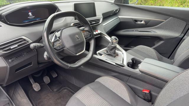 Peugeot 3008 image 1