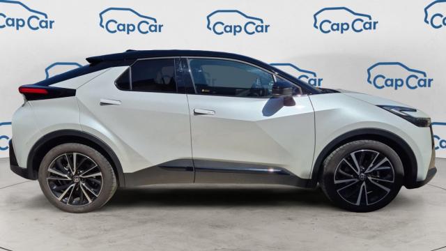 Toyota C-Hr image 2