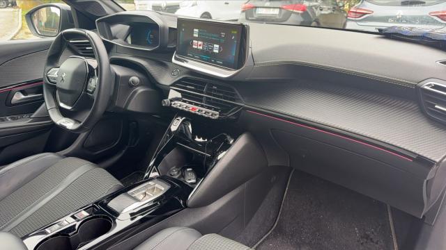 Peugeot E-208 image 8