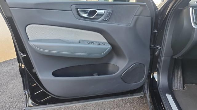 Volvo Xc60 image 1
