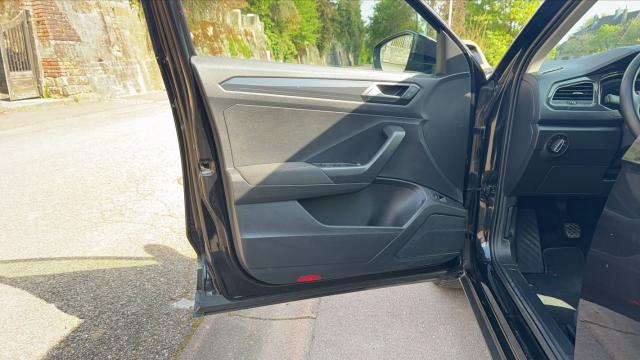 Volkswagen T-Roc image 7