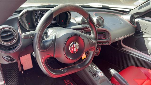 Alfa Romeo 4c image 7