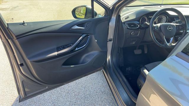 Opel Astra image 7