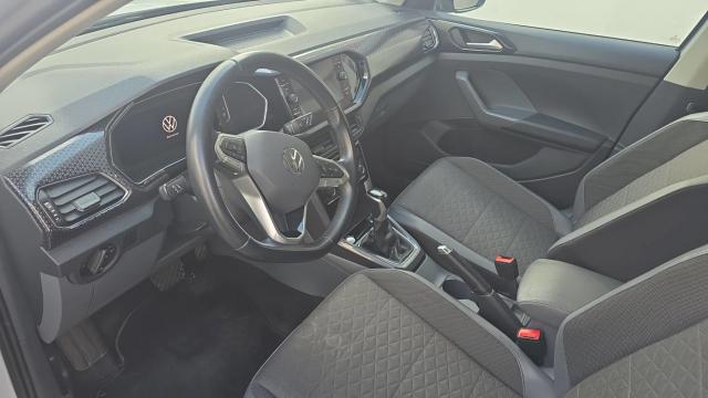 Volkswagen T-Cross image 9