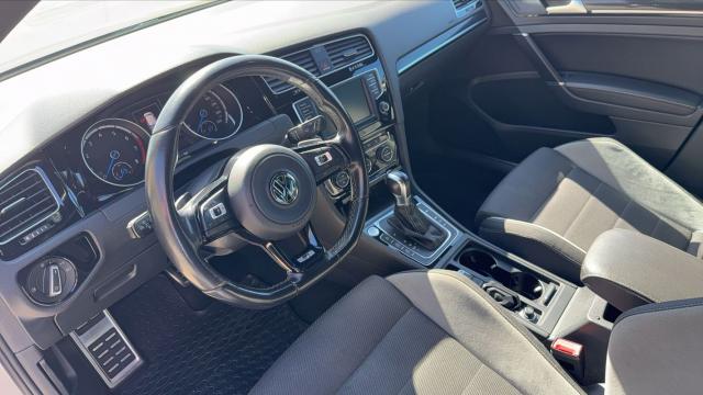 Volkswagen Golf image 3