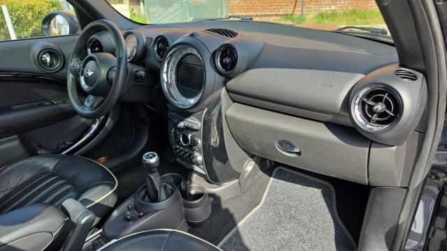 Mini Countryman image 9